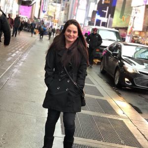 Meet your Posher, Dayanara